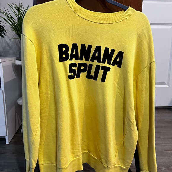 Zara Sweaters - Zara yellow sweater